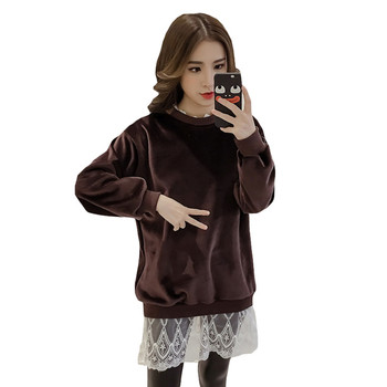 Нестандартен плюшен пуловер с дантела в кафяв и черен цвят