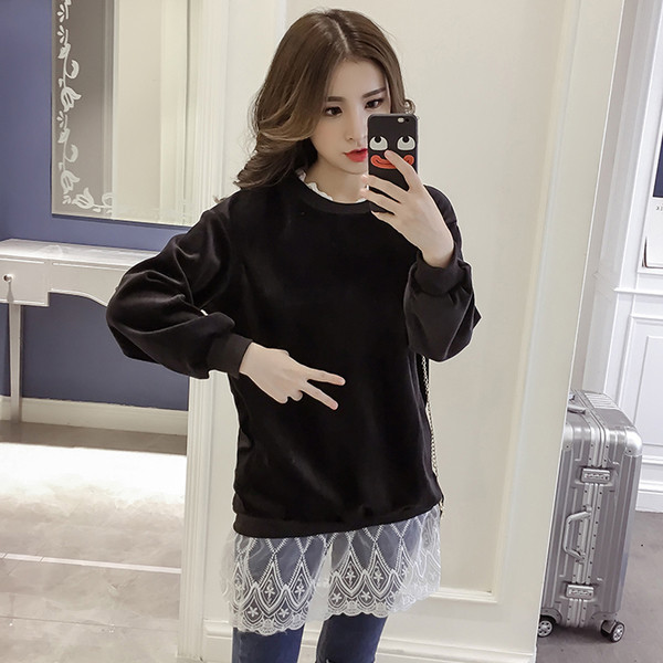 Нестандартен плюшен пуловер с дантела в кафяв и черен цвят