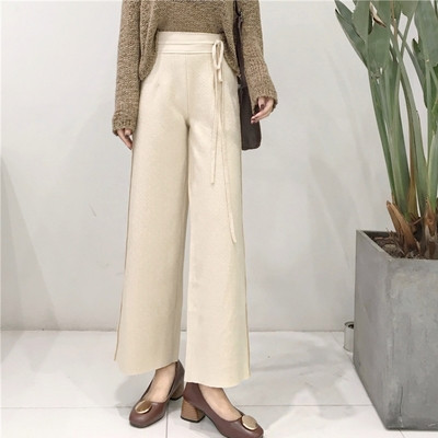 Γυναικεία παντελόνια σε ευρύ μοτίβο με υψηλή μέση