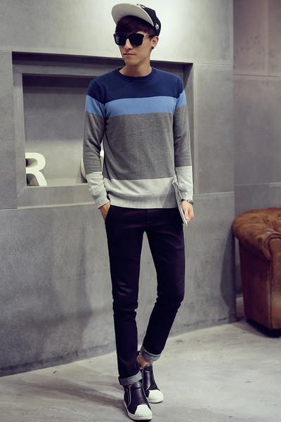 ΝΕΟ Μοντέρνο φθινοπωρινό-χειμερινό πουλόβερ σε απαλά χρώματα