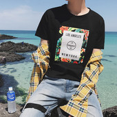 Τριαντάφυλλο άνδρας με πολύχρωμη εφαρμογή και σκούρο μπλε, λευκό και μαύρο χρώμα