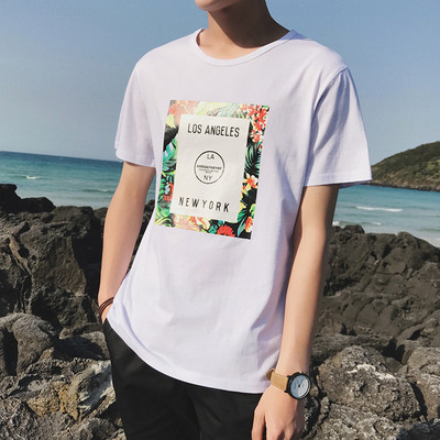 Τριαντάφυλλο άνδρας με πολύχρωμη εφαρμογή και σκούρο μπλε, λευκό και μαύρο χρώμα