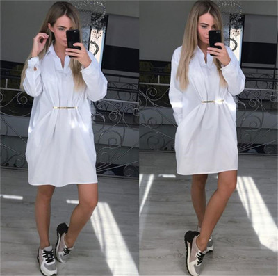 Κομψή μακρύ πουκάμισο με μεταλλική ζώνη