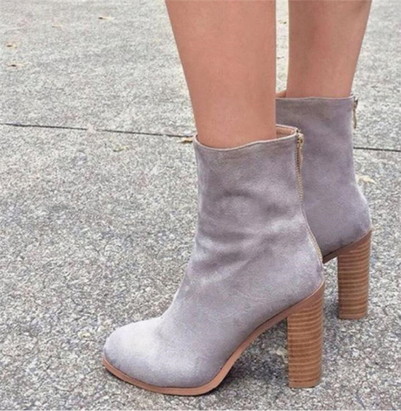 Елегантни дамски боти от еко велур в два цвята и на ток