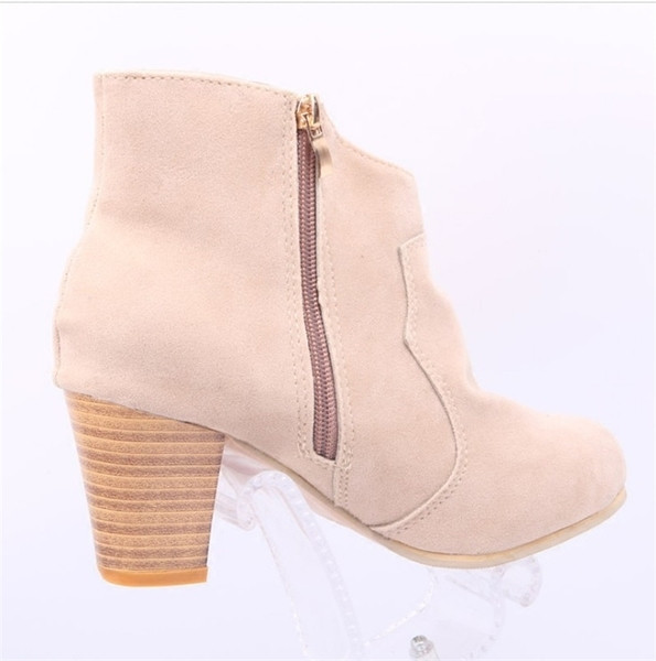 Ретро дамски боти на ток от еко велур