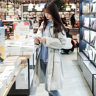 Καθημερινά απλά μακριά πουκάμισο