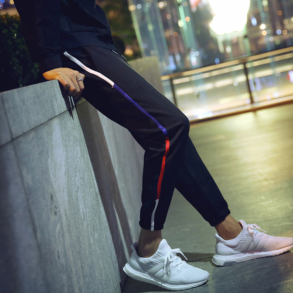 Спортен ежедневен панталон с цветни кантове 