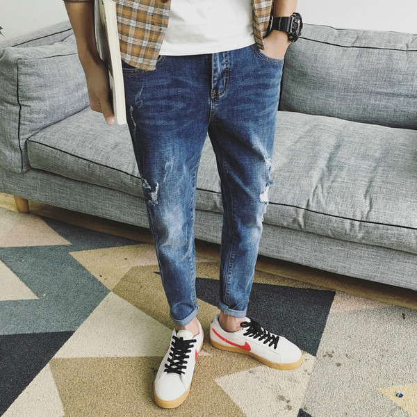 Αθλητικά κομψά τζιν ανδρικά με μπάλες