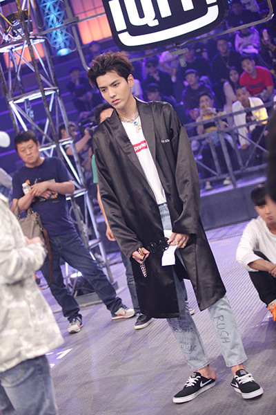 Αντρικά καθημερινά ελαφρά τζιν με βελονιά