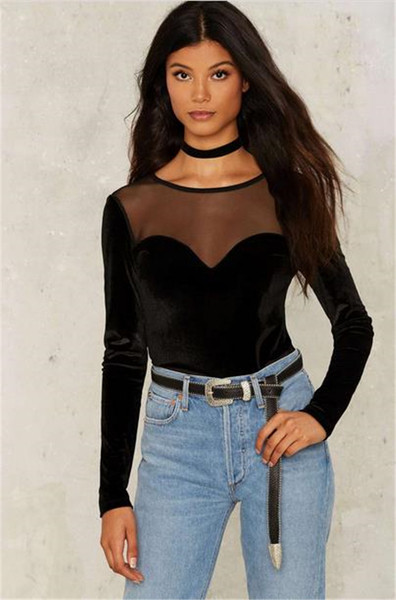 Плюшена дамска блуза с мрежа в черен цвят