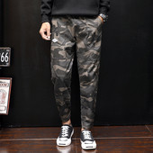 Ανδρικά παντελόνια καμουφλάζ με βαθιές τσέπες σε δύο χρώματα