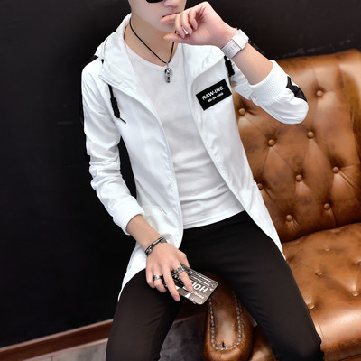 Αθλητικό κομψό μπουφάν με μακριά μανίκια και κουκούλα και πέντε χρωμάτων