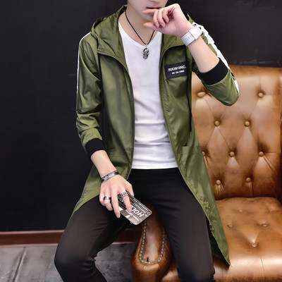 Αθλητικό κομψό μπουφάν με μακριά μανίκια και κουκούλα και πέντε χρωμάτων