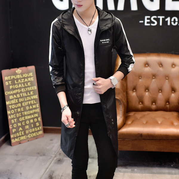 Αθλητικό κομψό μπουφάν με μακριά μανίκια και κουκούλα και πέντε χρωμάτων