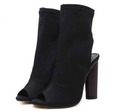 Γυναικεία παπούτσια υψηλών τακουνιών με ανοιχτή τακούνια, 2 μοντέλα