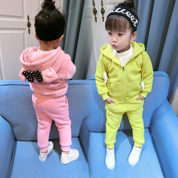 Παιδικό αθλητικό χειμερινό σετ από δύο κομμάτια με κορδέλα στο πίσω μέρος σε δύο χρώματα