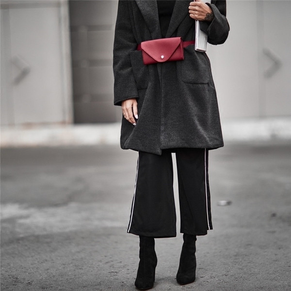 Μεγάλο πορτοφόλι τύπου μίνι τσάντας με μεγάλη λαβή