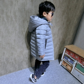 Σπορ-κομψό μακρύ μανίκι χειμωνιάτικο μοντέλο με κουκούλα για δύο αγόρια