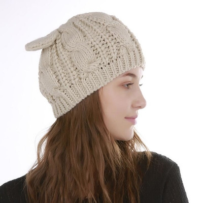 Γυναικείο καπέλο χειμωνιάτικου μαλλιού με διακοσμητικά αυτιά