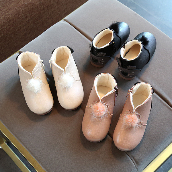 Топли детски боти за момичета, изчистен модел с пухче