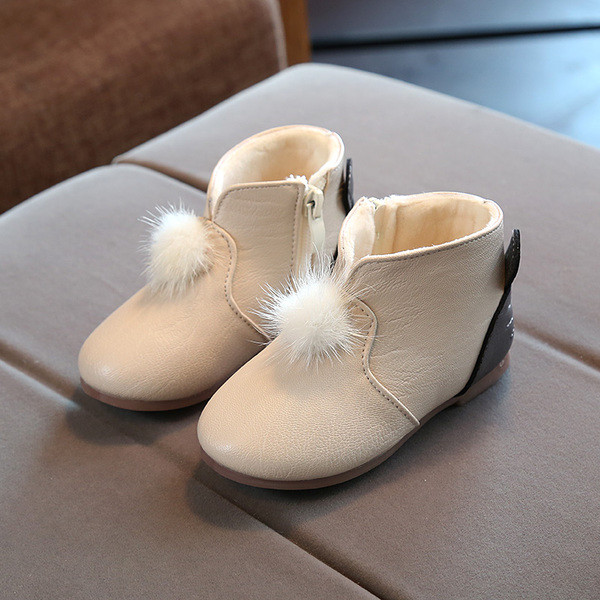 Топли детски боти за момичета, изчистен модел с пухче