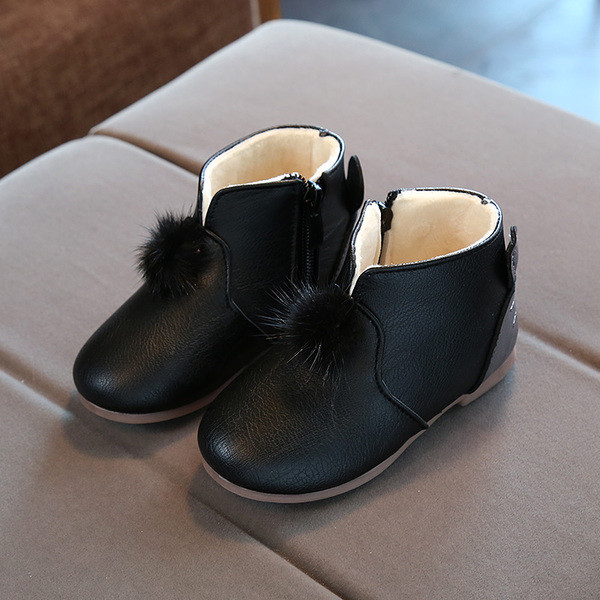 Топли детски боти за момичета, изчистен модел с пухче