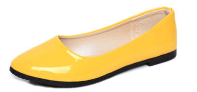 Περιστασιακά γυναικεία παπούτσια με χαμηλή σόλα σε πολλά χρώματα