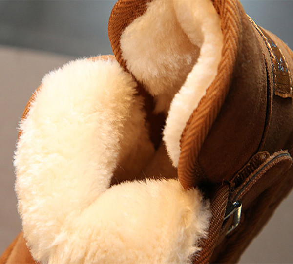 Ζεστές χειμωνιάτικες μπότες για κορίτσια σε τρία χρώματα