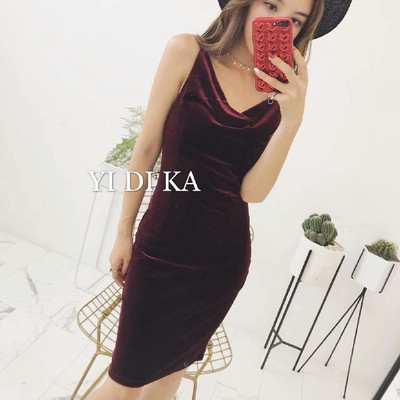 Γυναικέιο φόρεμασε τέσσερα χρώματα