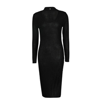 Спортно-елегантна дамска рокля фино плетиво с цепка в черен цвят