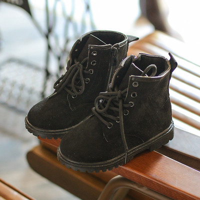 Παιδικές μπότες για κορίτσια με ανθεκτική σόλα σε τρία χρώματα