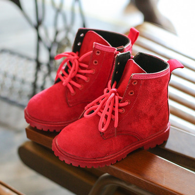 Παιδικές μπότες για κορίτσια με ανθεκτική σόλα σε τρία χρώματα