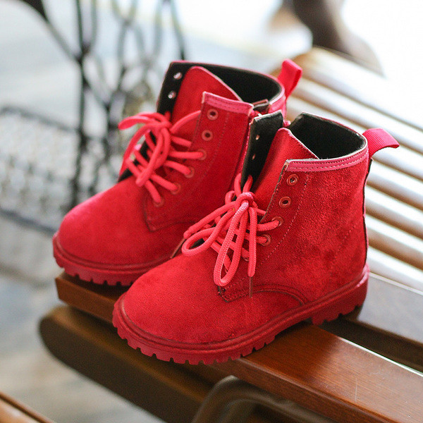 Παιδικές μπότες για κορίτσια με ανθεκτική σόλα σε τρία χρώματα