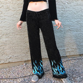 Καθημερινά γυναικεία παντελόνια σε φαρδιά σχέδια με εφαρμογές