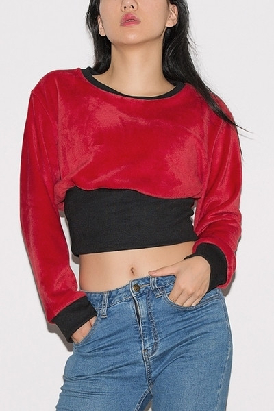 Βελούδινη μπλούζα κυρίες με κόκκινο χρώμα