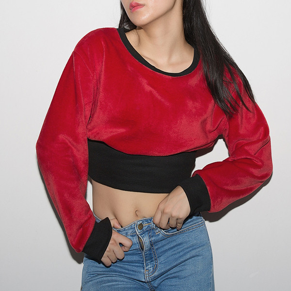 Βελούδινη μπλούζα κυρίες με κόκκινο χρώμα
