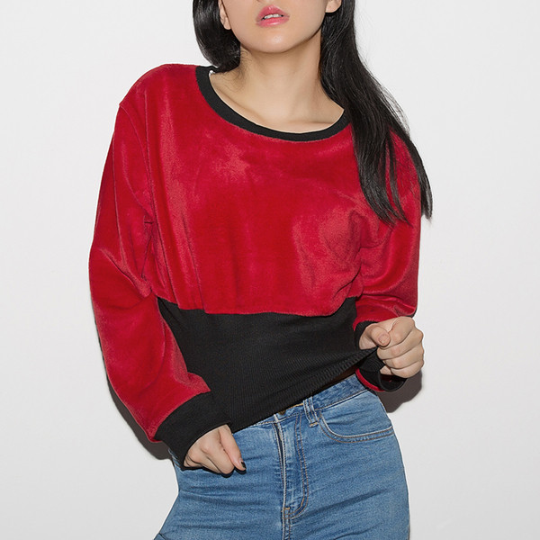 Βελούδινη μπλούζα κυρίες με κόκκινο χρώμα
