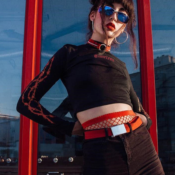 Ημερήσια κοντή μπλούζα με μαύρο χρώμα