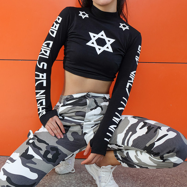 Γυναικεία κοντό μπλουζάκι πόλο και εφαρμογές