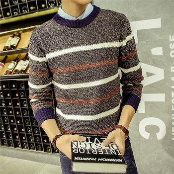 Стилен мъжки пуловер с О-образна яка в меки цветове 