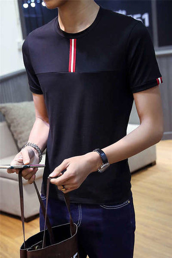 Мъжка спортно-елегантна тениска с О-образна яка в черен и бял цвят