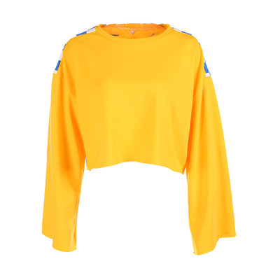 Γυναικεία αθλητικά ενδύματα σε ευρύ μοτίβο