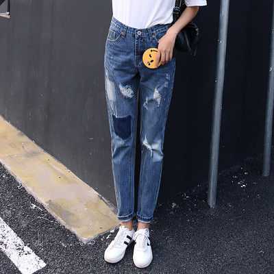 Ενδιαφέρουσα καθημερινά λεπτά τζιν με ψηλή μέση