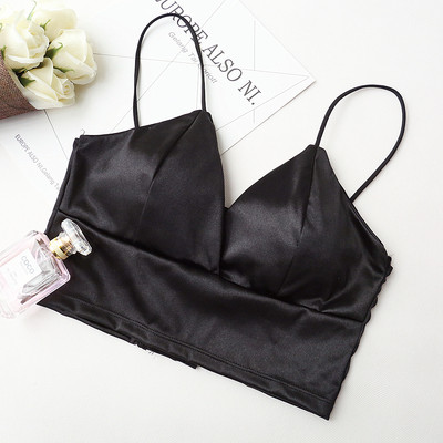 Μοντέρνα κορυφαία κυρία με βαθύ λαιμό σε δύο χρώματα