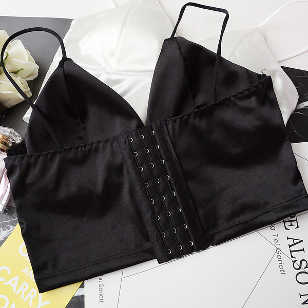 Μοντέρνα κορυφαία κυρία με βαθύ λαιμό σε δύο χρώματα