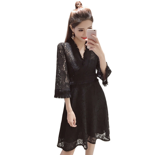 Κομψή κοπή γυναικείου φόρεμα με 3/4 μανίκια σε τρία χρώματα