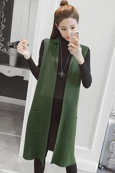 Κομψό μακρύ γιλέκο για κυρίες σε απλό μοντέλο σε τρία χρώματα