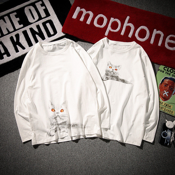 Ανδρική καθημερινή μπλούζα με μια εικόνα