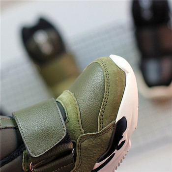 Αθλητικά παπούτσια Unisex, γεμισμένα με ψηλά πέλματα και έμπλαστρο σε μαύρο και πράσινο πράσινο χρώμα