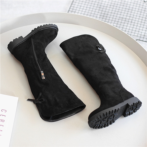 Παιδικές μπότες για κορίτσια eco suede με μια τραχιά, ανθεκτική σόλα σε δύο χρώματα